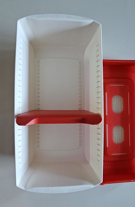 Chlebak Tupperware