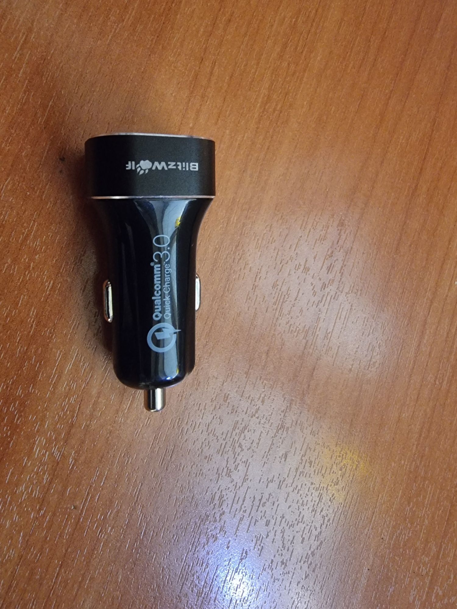 Ładowarka samochodowa 2 sztuki usb i usb C