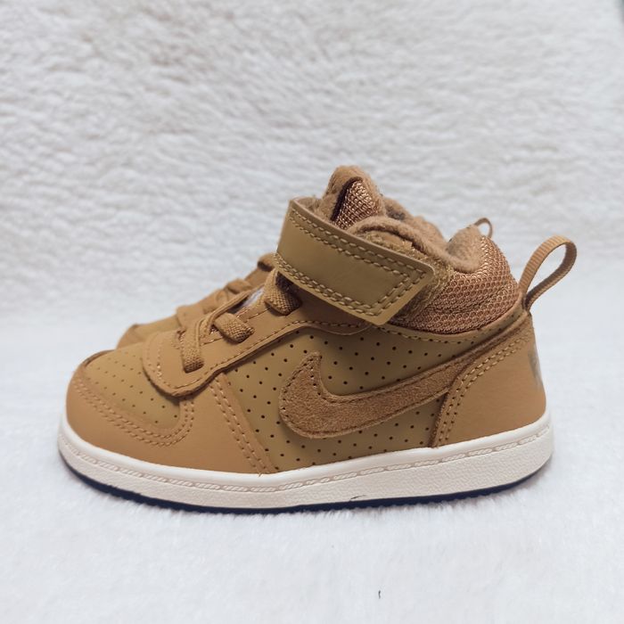Оригінал NIKE Шкіряні утеплені хайтопи, 23.5 розмір, 15 см