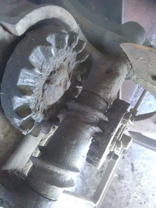 Продам січкарню,