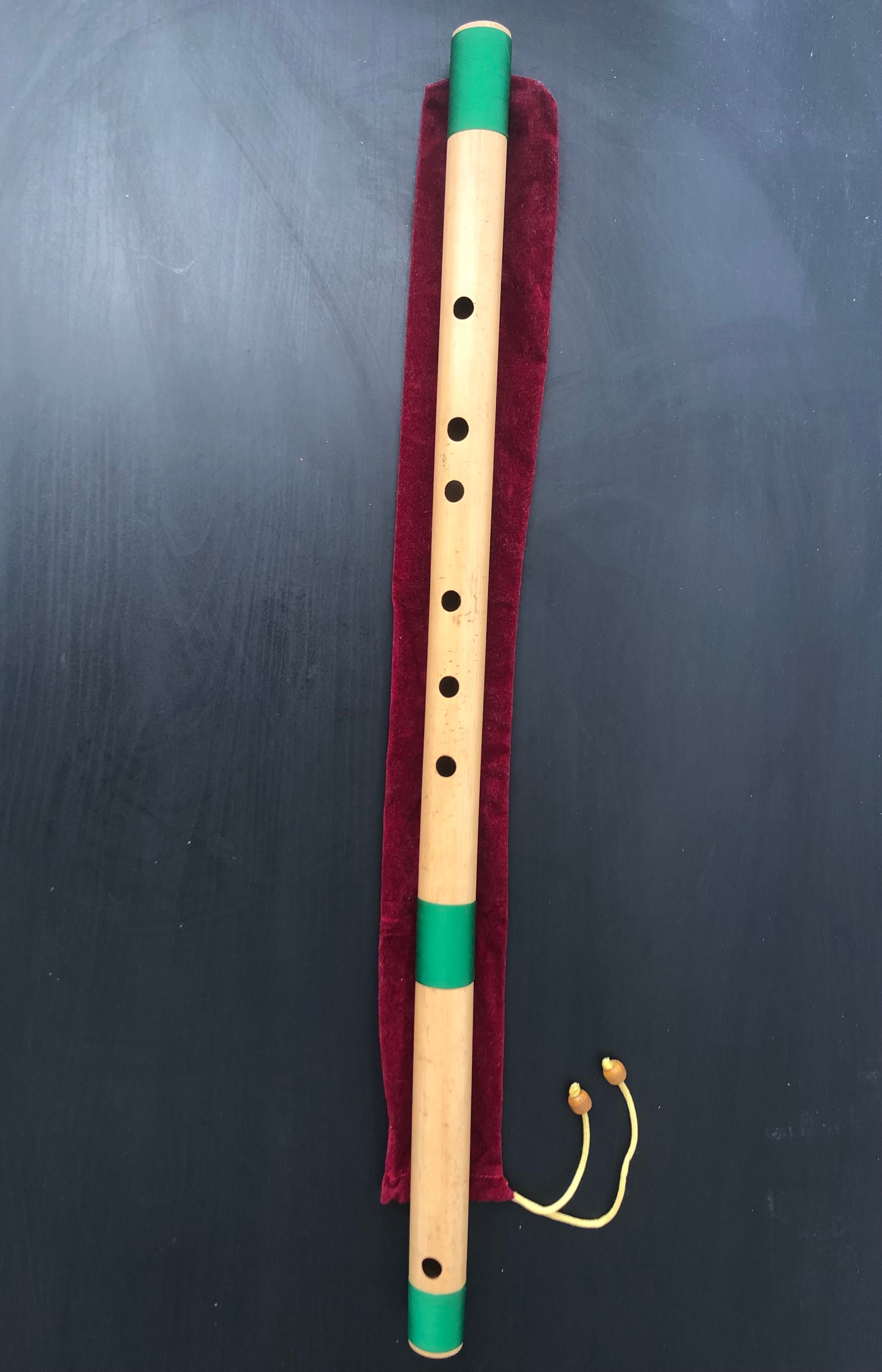 Flauta (Bansuri - Bamboo Flauta de india)