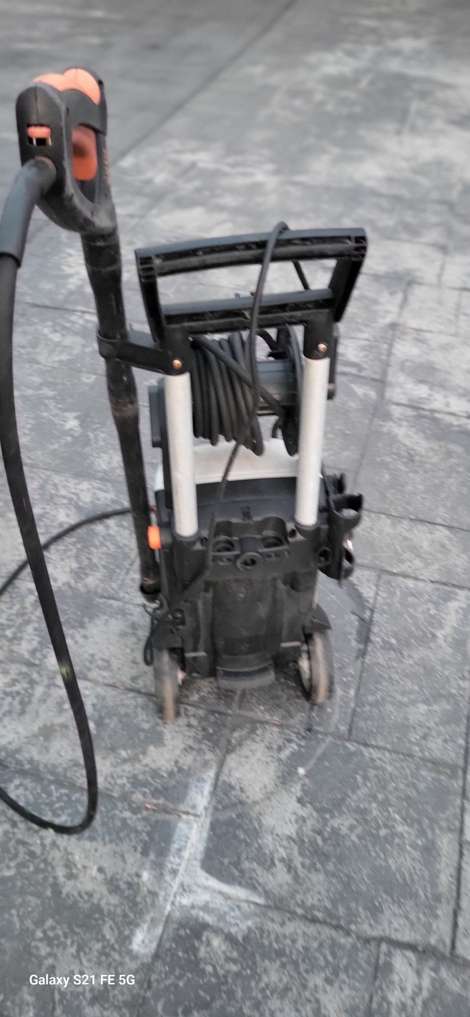 Stihl  re128 plus myjka