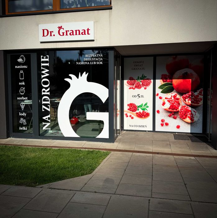 Reklama zewnętrzna • Kasetony • Litery 3D • Neony • Meble z logo