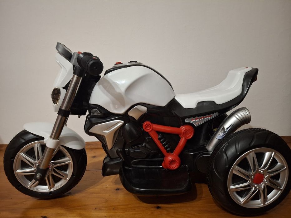 Мотоцикл дитячий на акумуляторі