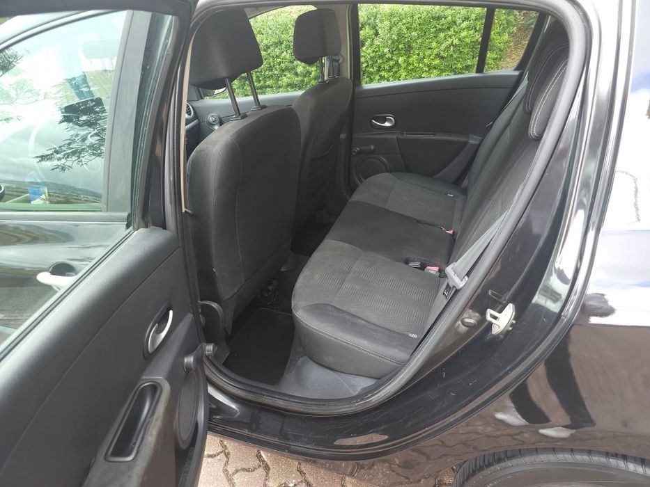 Renault Clio III 1.5DCi Dynamique S C/ Livro de revisões
