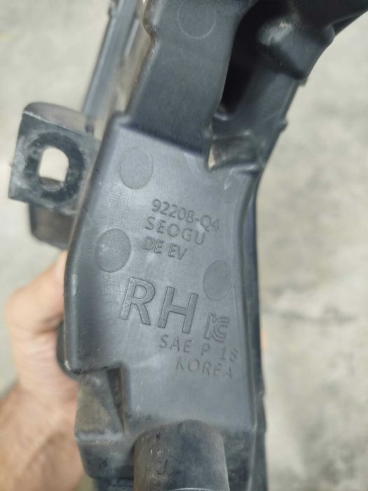 Денні ходові вогні Kia Niro EV права сторона 92208-Q4