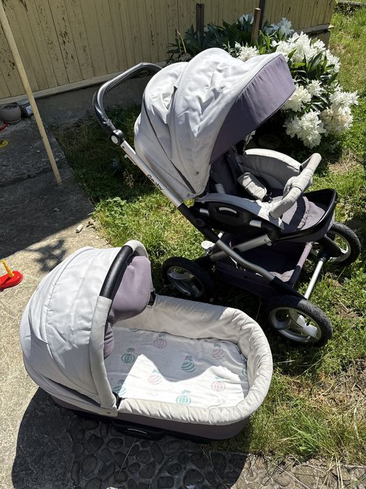 Коляска б/у, треба відмити, ще покатає, придатна до користування