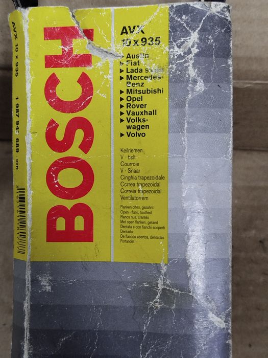 Ремінь  клиновий Bosch "AVX 10×935"