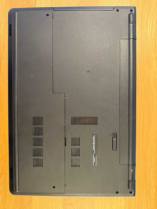 Laptop Dell Inspiron 5758 Intel i3 / 8GB/224GB SSD / Win10 Home