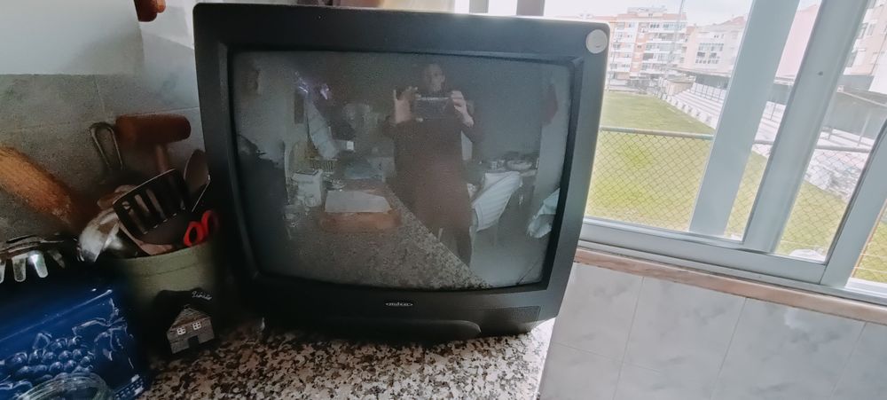 TV Mitsay a funcionar perfeitamente