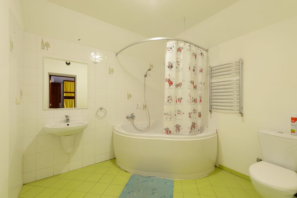 Новий хостел у Києві Метро Оболонь / Почайна ( Петрівка ) Встигни !-13-555.biz.ua