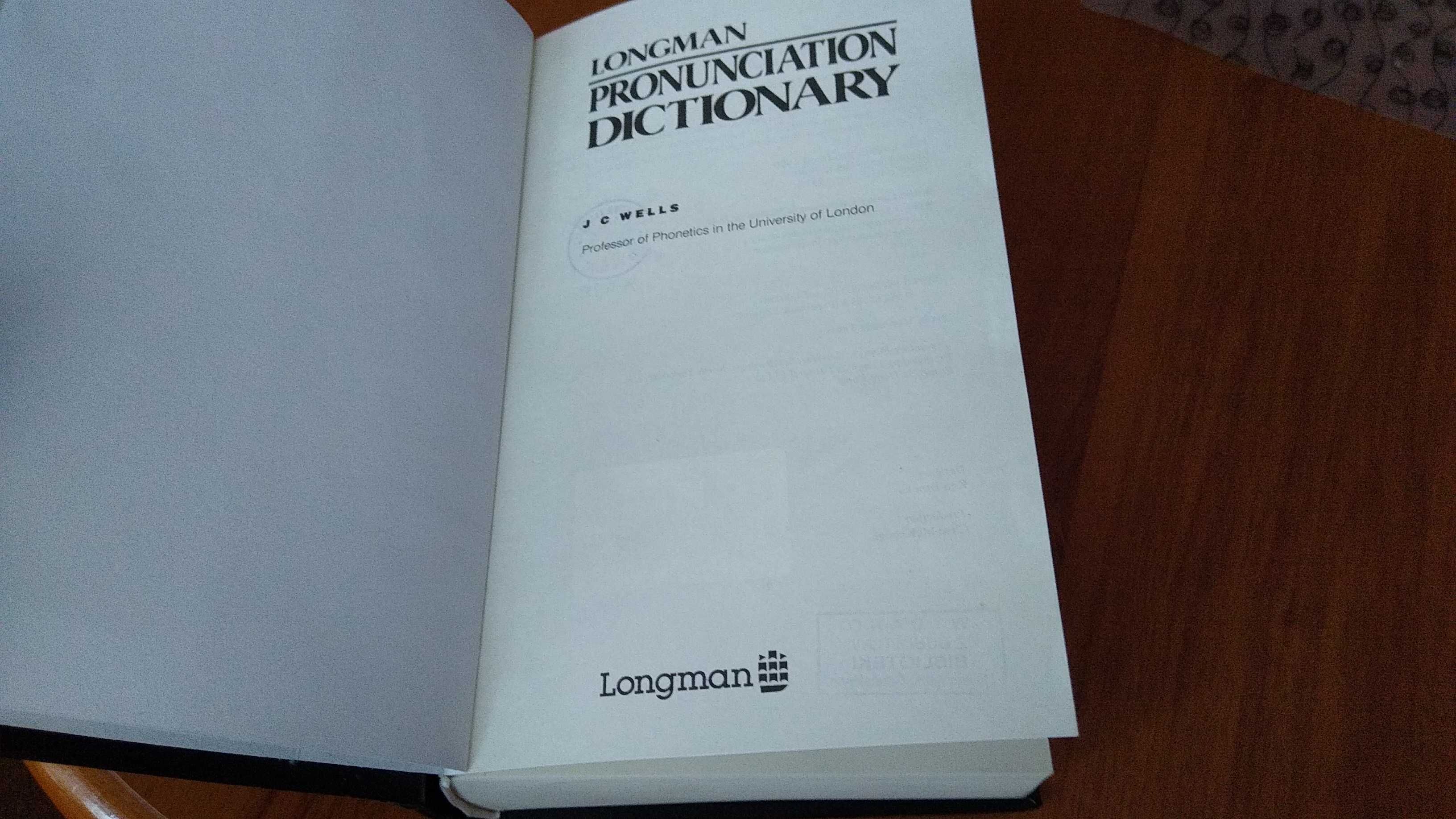 Longman pronunciation dictionary / J. C. Wells