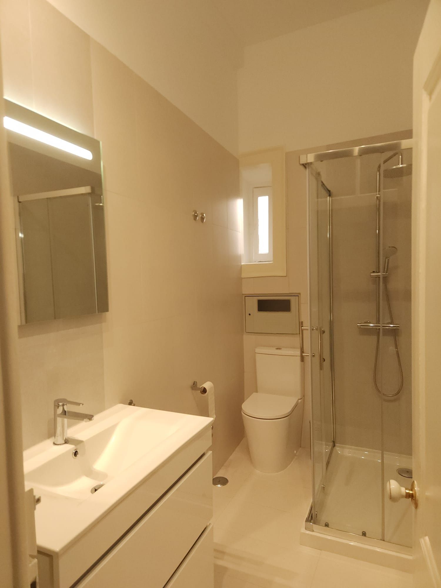Quarto com mais de 30 m2 com closet incorporado