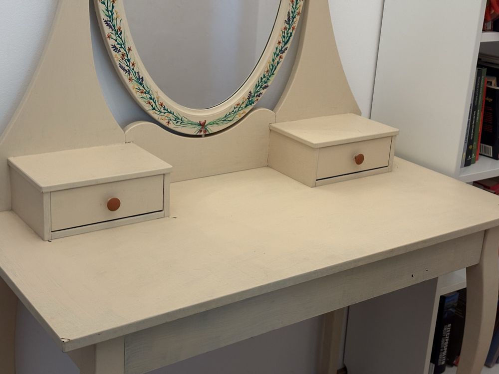 Toaletka Ikea Hemnes