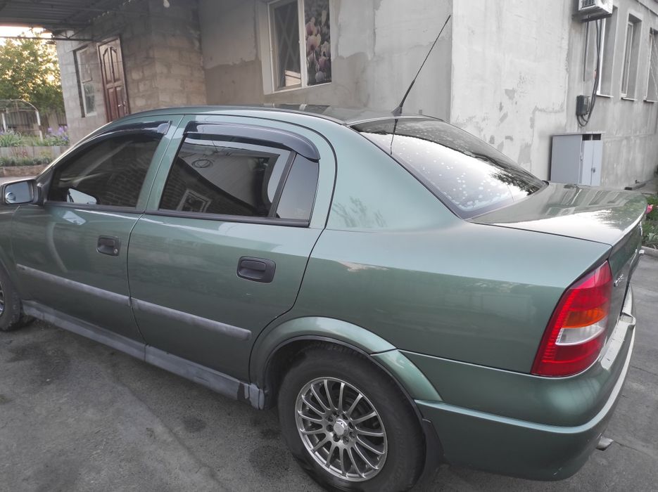 Opel astra g 1.6 2000г.