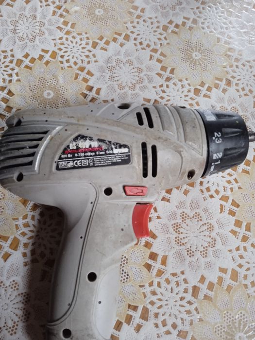 Продам едектродрель- шуруповерт,б/у.
