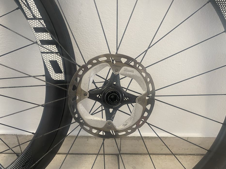 Par de rodas FFWD carbono