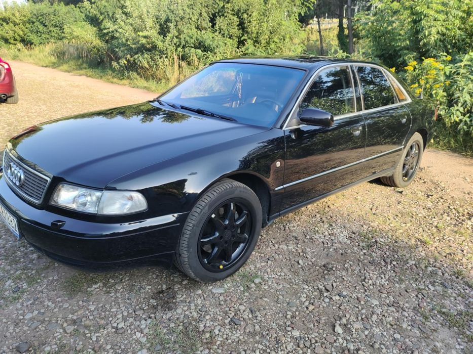 Auto Audi A8 D2 Quatro 4.2
