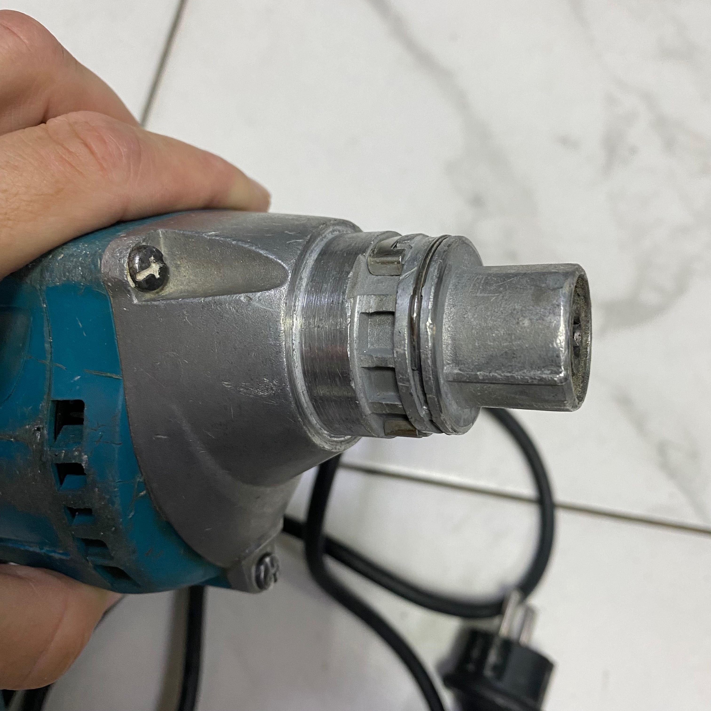 Сетевой шуруповерт для гипсокартона Makita FS6300