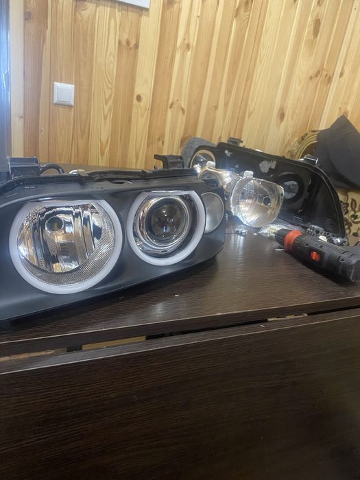 Перепаковка фар головного світла та встановлення лінз на будь яке авто