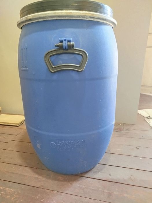 Бочка, ёмкость для воды 110 л.