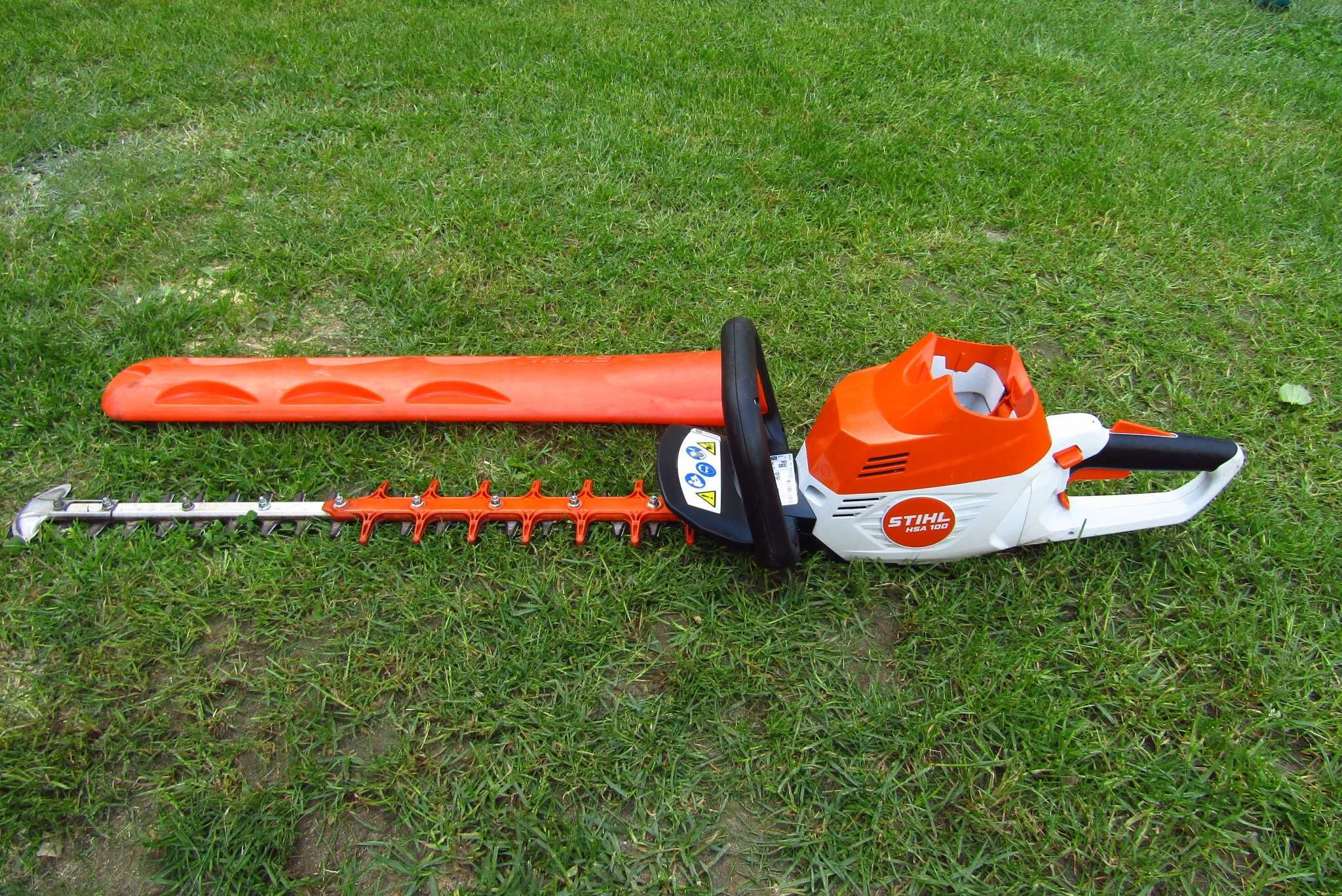 STIHL HSA 100 Nożyce akumulatorowe