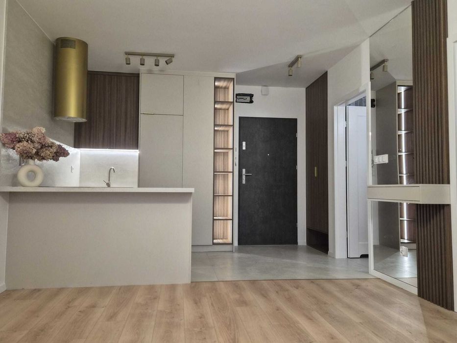 Nowe, nigdy niezamieszkałe mieszkanie  z klimatyzacją i ogrodem.