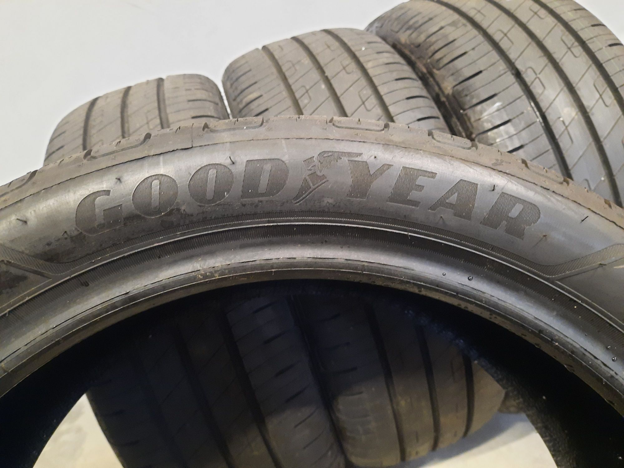 4 opony 205/45 R17 Goodyear Efficient Grip 2022r