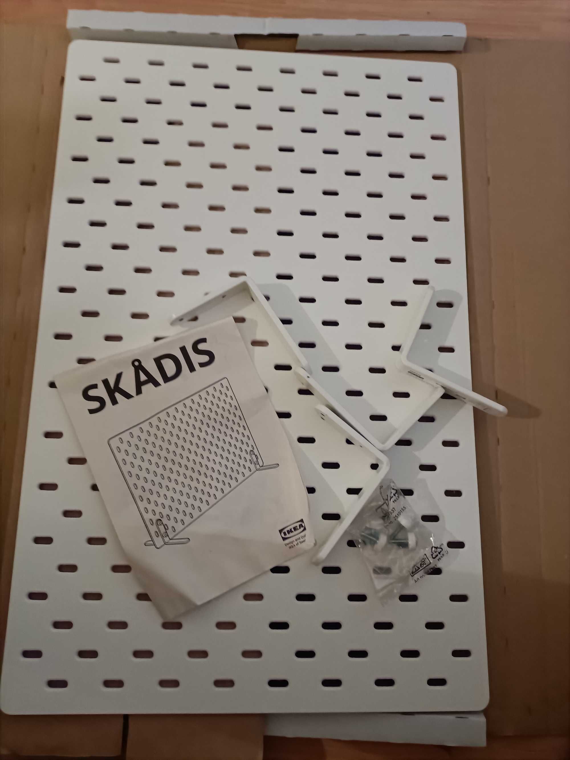 Ikea tablica perforowana Skadys wolnostojąca
