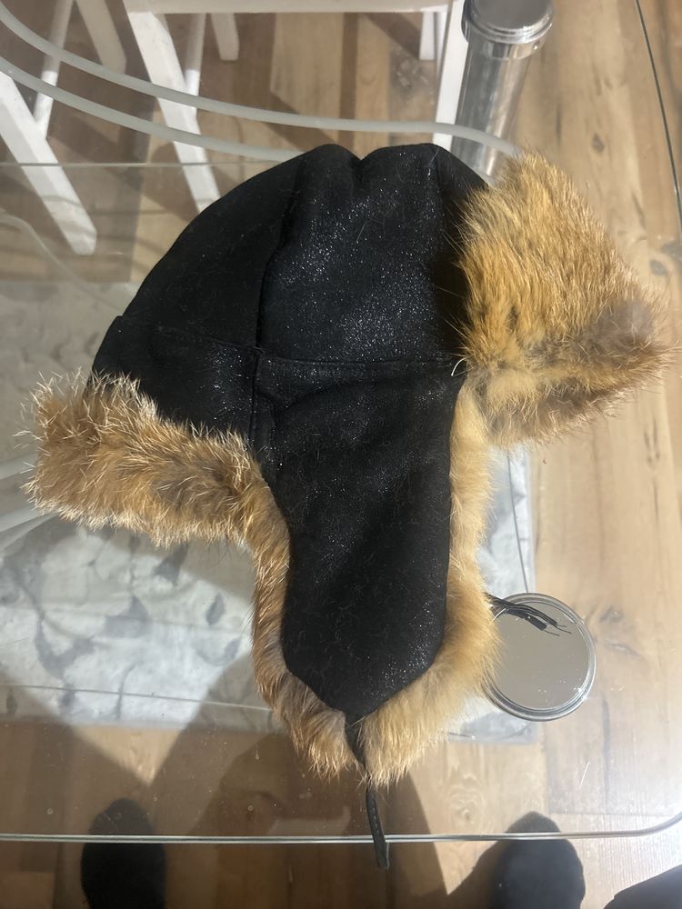 Skurzana czapka uszatka