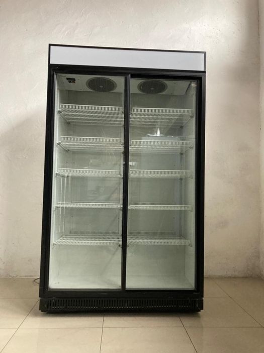 Lodówka chłodziarka Metalfrio 124 cm 1100 l 2016 r .