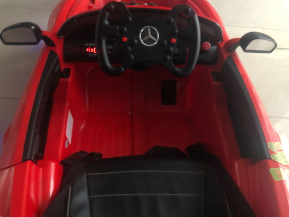 Машина на аккумуляторе детская