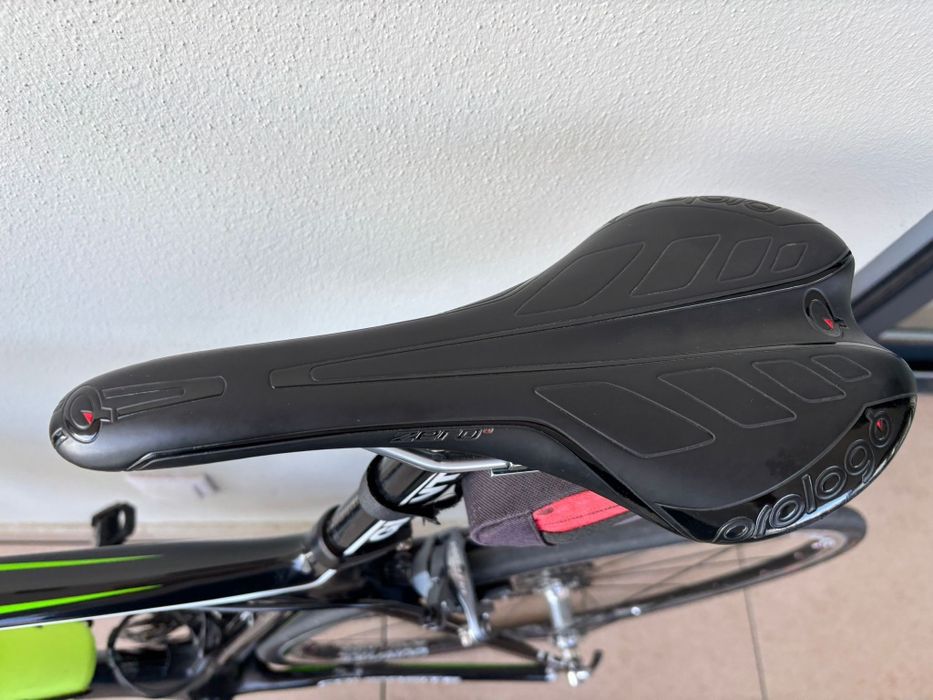 Giant TCR composite Tam L full carbon