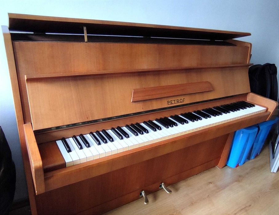 Pianino Petrof do negocjacji