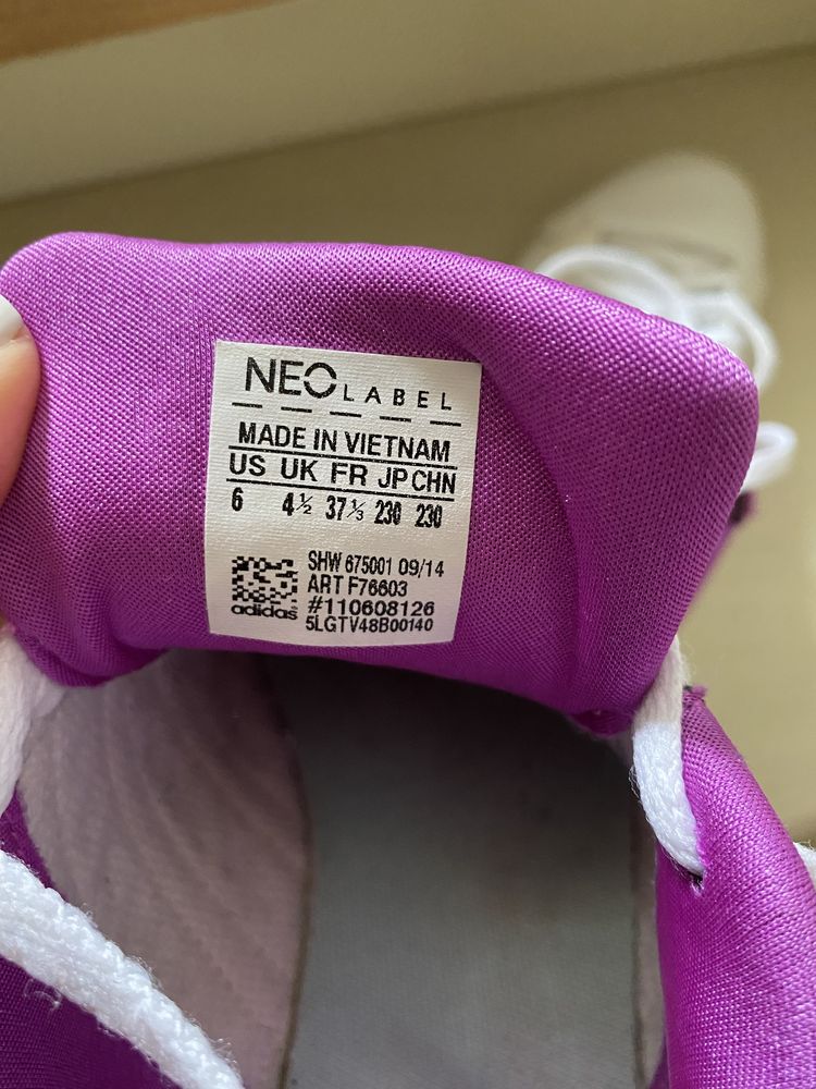 Кросвіки adidas 37