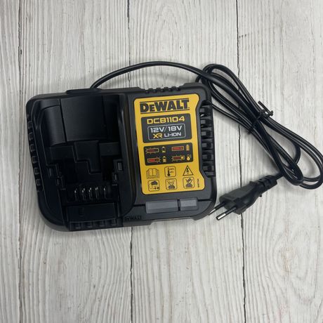 Зарядное устройство Dewalt DCB1104 220v (DCB115)