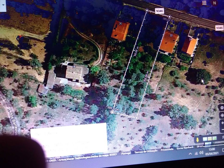 Lote de terreno para construção com 1.800m2 dentro do PDM do Fundão.