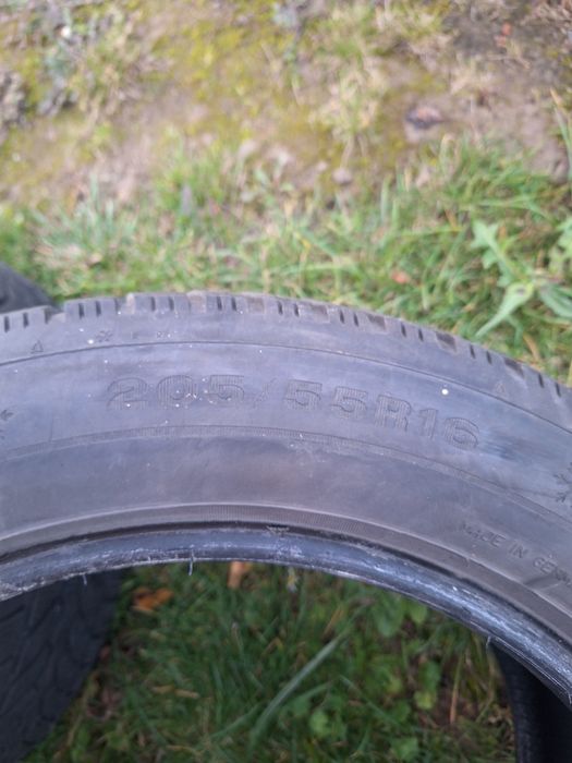 Opony zimowe 205/55/16