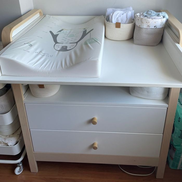 Cómoda/ trocador Alskvard do IKEA Comprado há 1 ano.