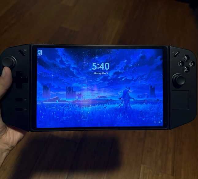 Consola Lenovo Legion GO 512GB Apenas 55 ciclos Bat. 13 Meses Garantia