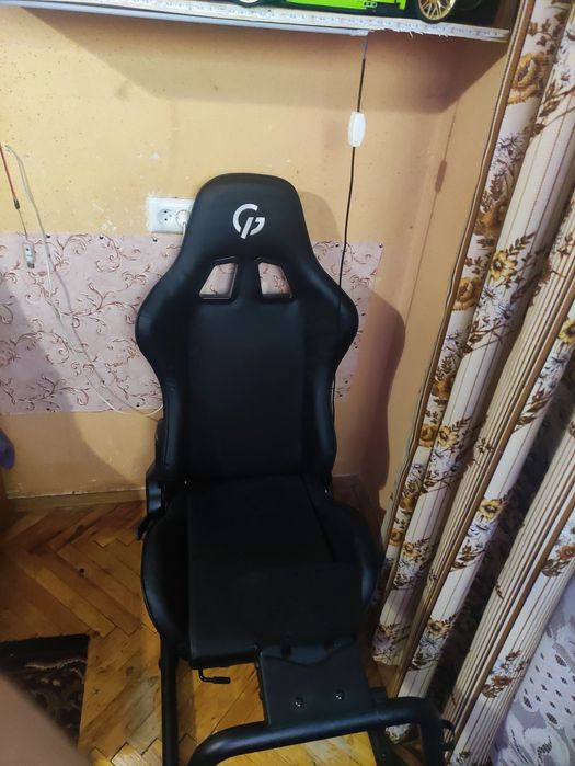 Продаю кокпит GamePro RS100