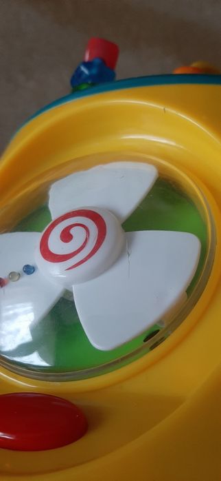 Zabawka interaktywna/muzyczna z labiryntem