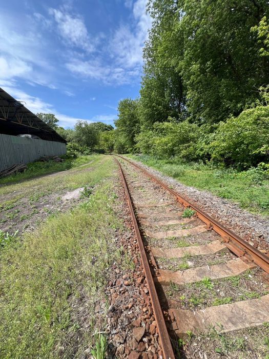 Продаж/Співпраця: 1,5 га території з залізничною колією