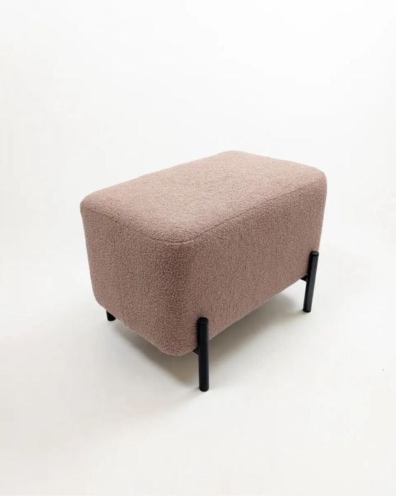 Квадратний мʼякий пуф | Пуф на ніжках