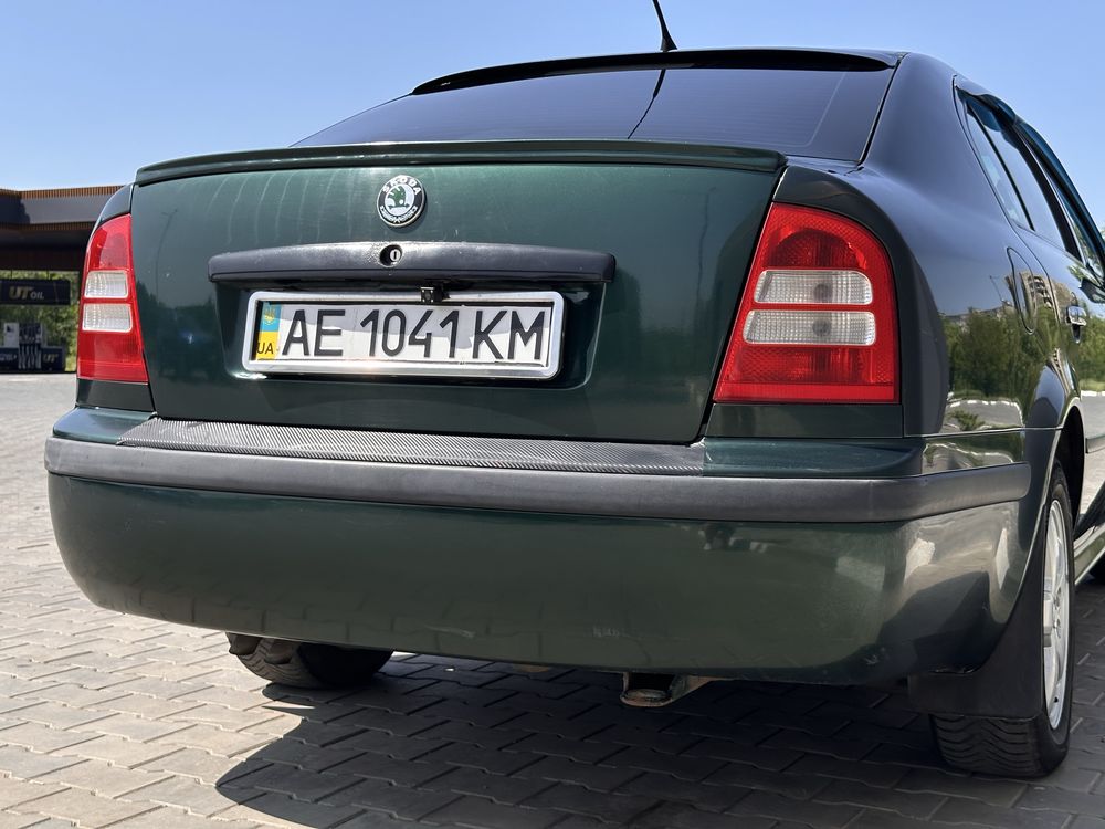 Продам Skoda Octavia Tour 1.8