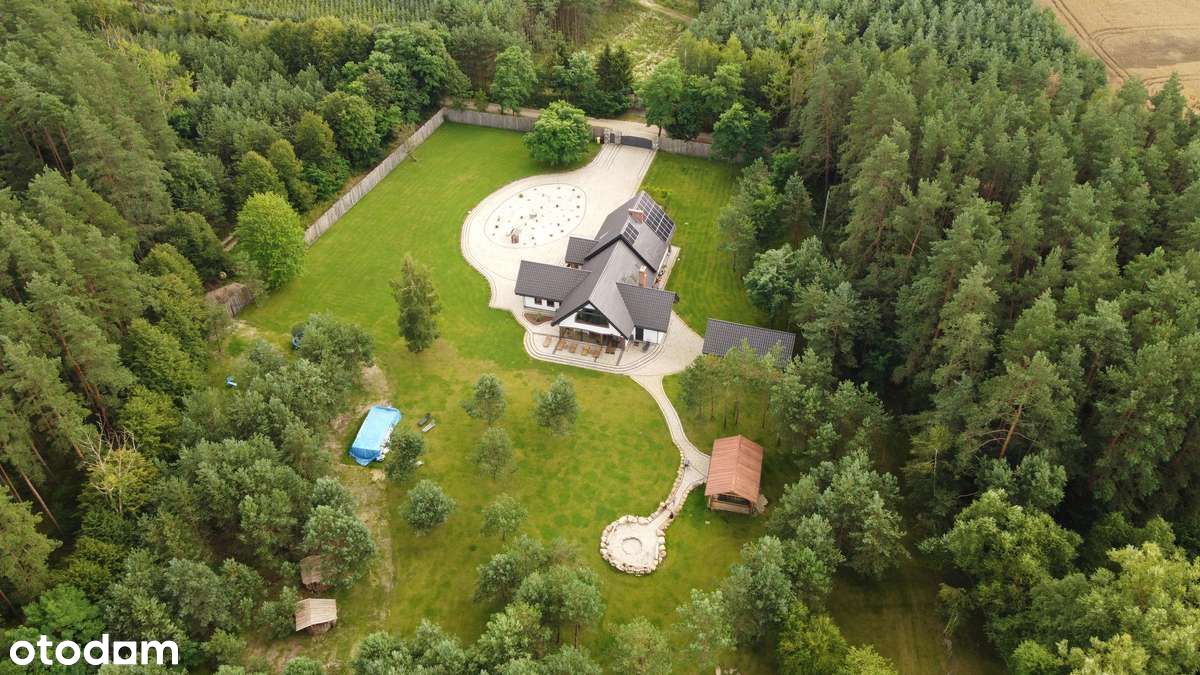 Przestronny , luksusowy  dom  ,Dworek , villa
