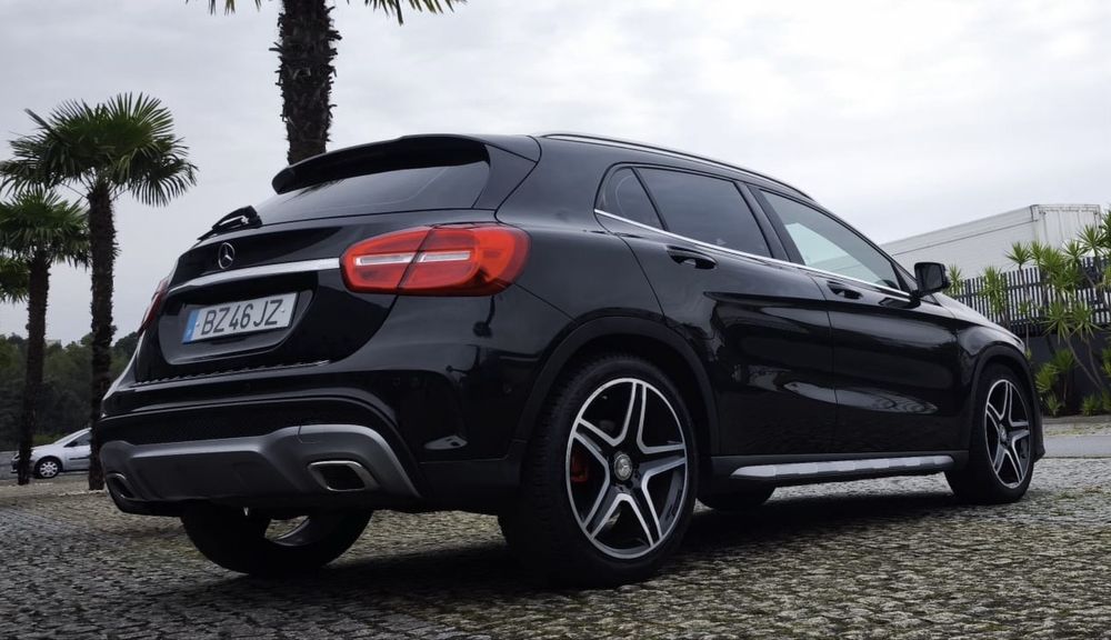 Mercedes GLA 180 Automatico Ano 2016 ( Versao AMG )