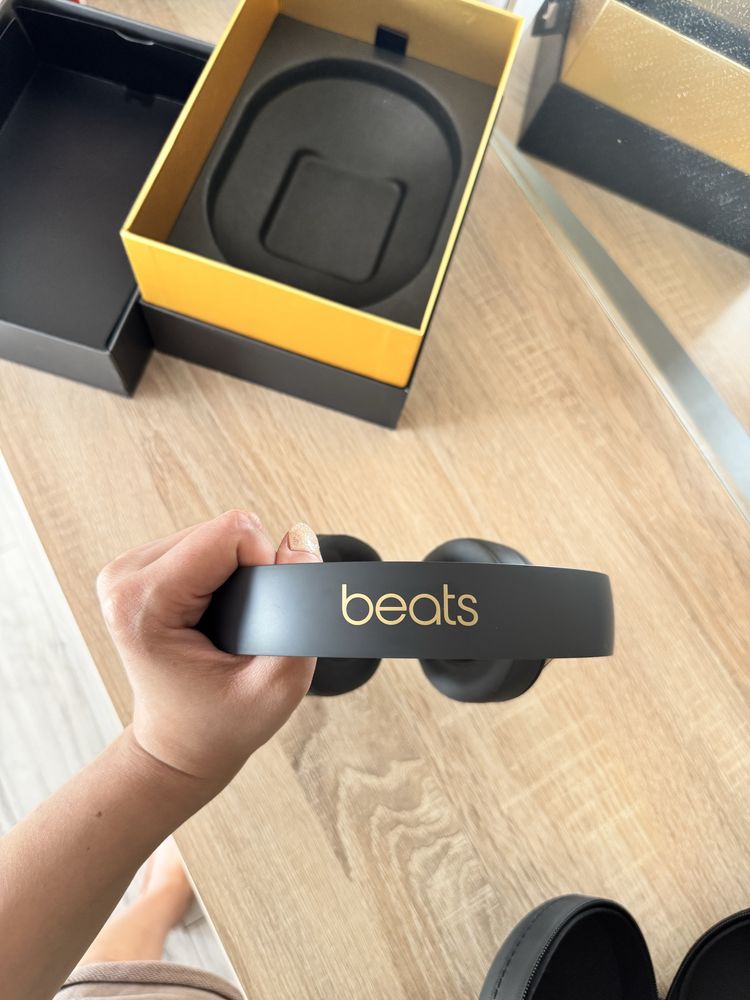 Sluchawki beats studio 3 wireless grey gold
