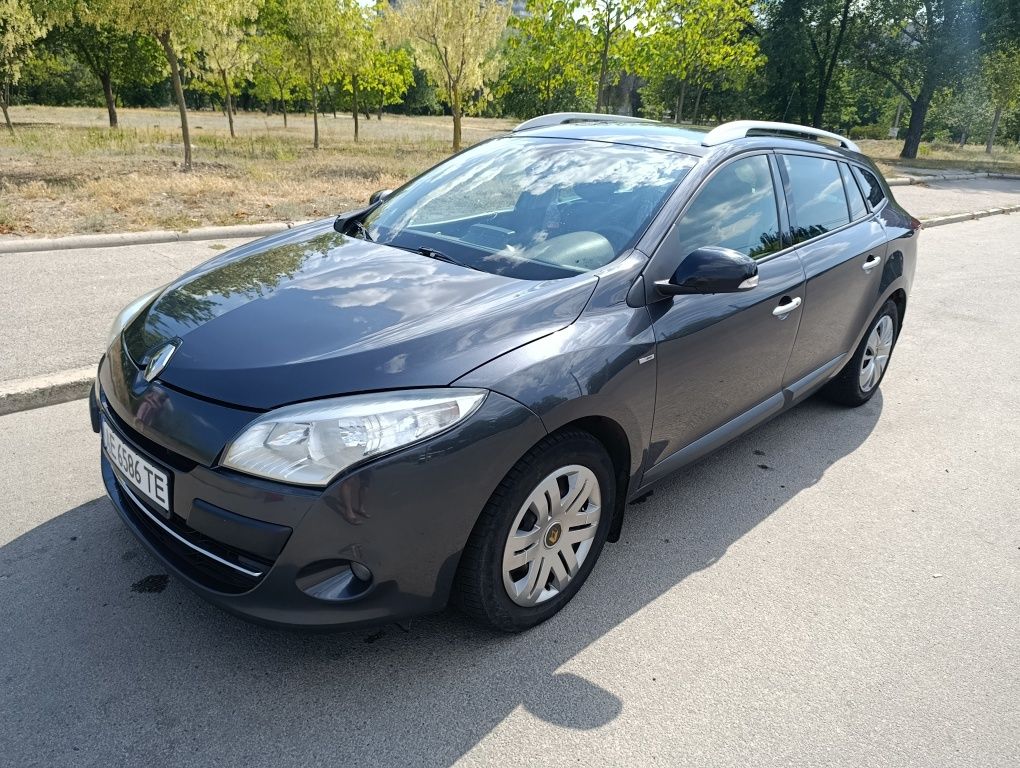 Продам автомобіль Renault Megan 3 2011р. 1.5 К9К
