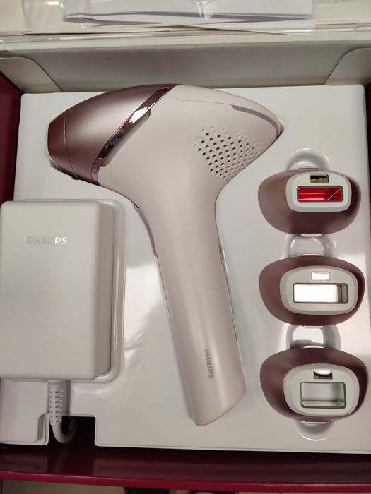 Фотоепілятор PHILIPS Lumea IPL 9900